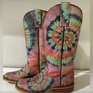 Cowgirl hippie gypsy boots in great condition !